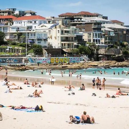 シドニーBest Location At Bondi Beach, On The Beach!アパートメント エクステリア 写真